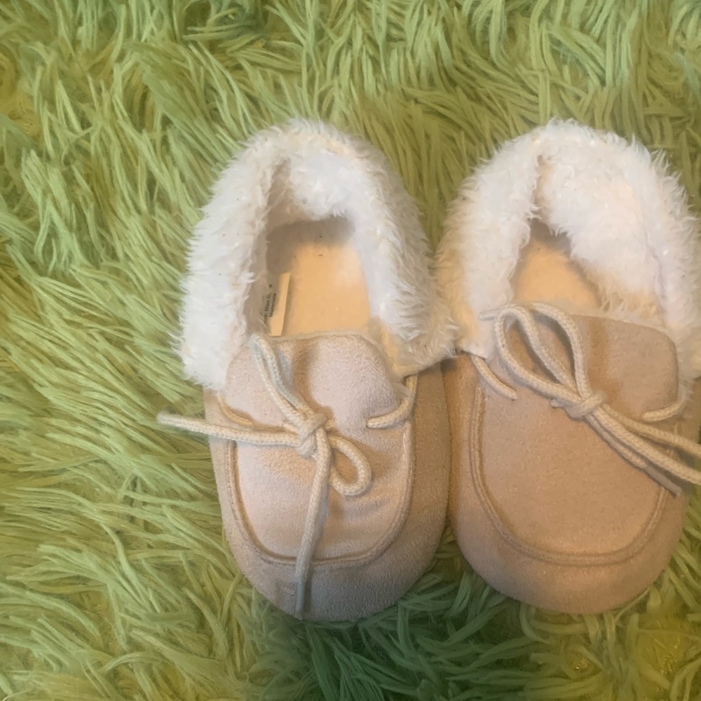 Toddler boy slippers size 4/5